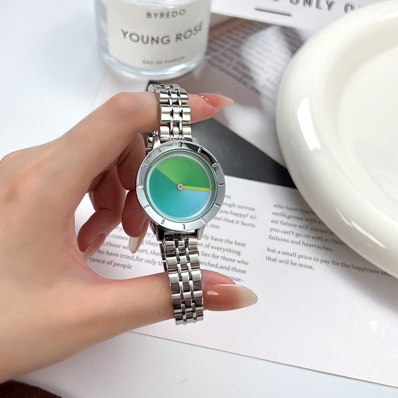 Women's Quartz Watch With Advanced Gradient Dial Fashion Design