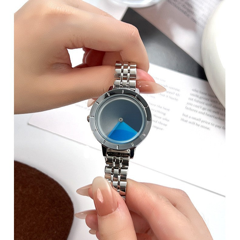 Women's Quartz Watch With Advanced Gradient Dial Fashion Design
