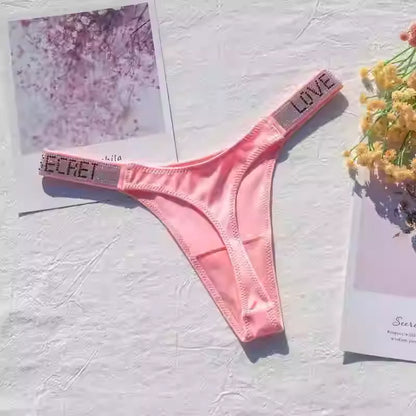 Fashionable ladies lingerie short waist ladies lingerie style, crystal letters comfortable pink thong sexy swimming trousers