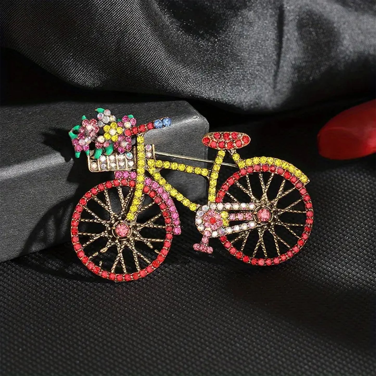 1 Piece, Elegant Vintage Flower Basket Bicycle Brooch, Exquisite Gift for Women, Versatile in All Seasons