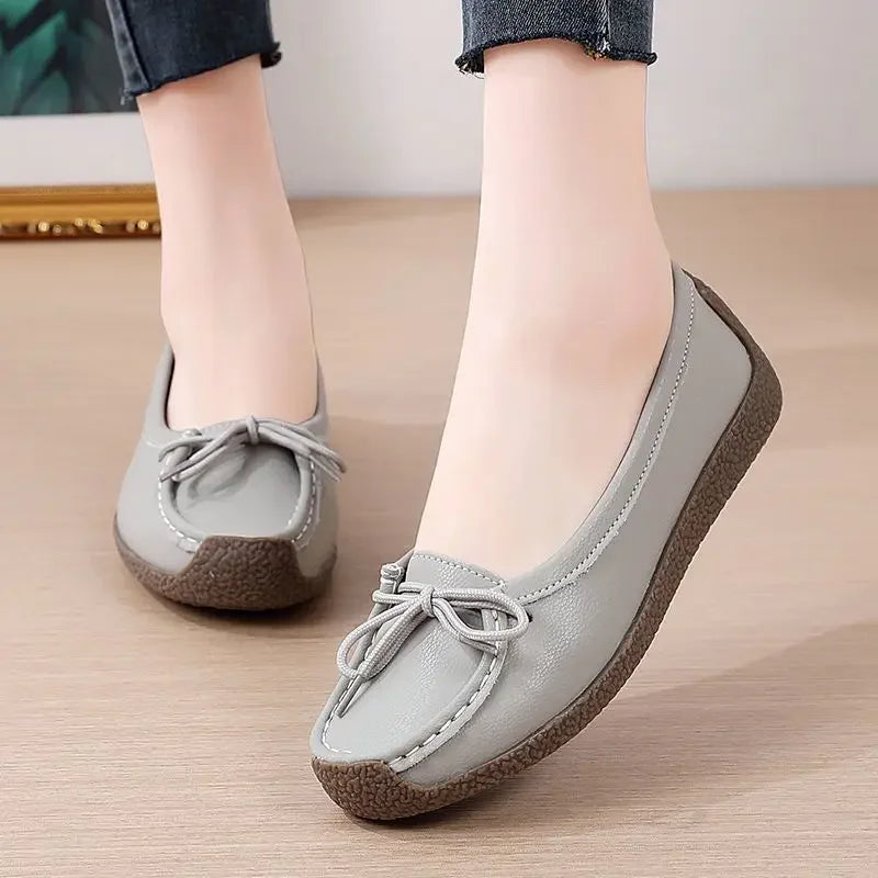 The New Shoes for Women Casual Loafers Summer Mom Flat Shoes Genuine Leather Fashion Work Casual Sneakers Zapatos De Mujer