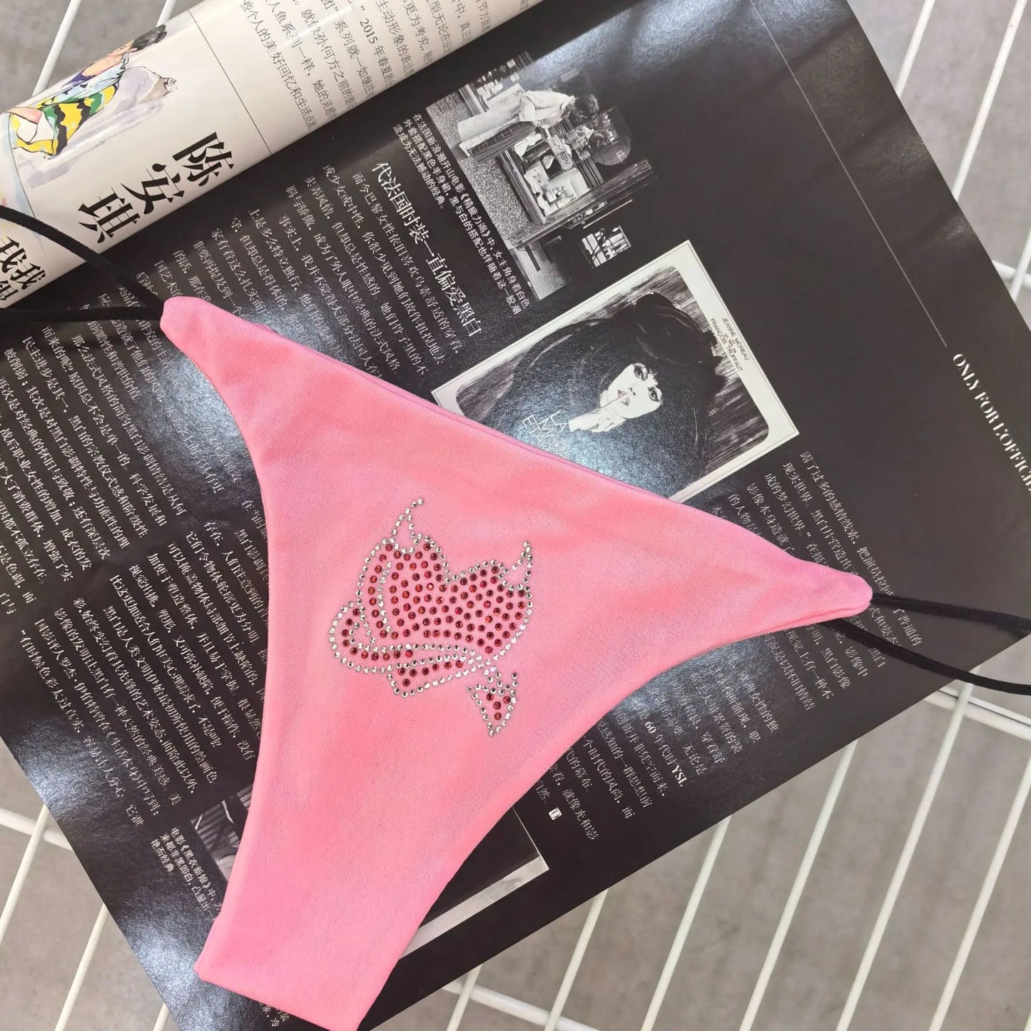 Sparkling Diamond Sexy G-string Spicy Girl  Thin Cotton Underwear For Women Low Waist Cute Cat Cartoon Briefs Thongs Lingerie