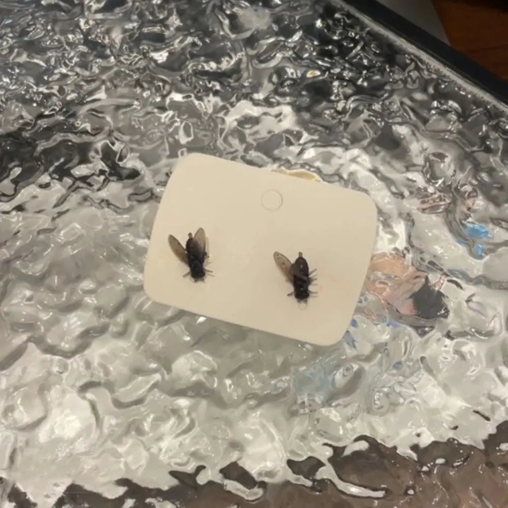 Cute Creative Flies Studs Earrings Prank Funny Mosquito Ear Stud Realistic Personality Mini Fly Earrings Girls