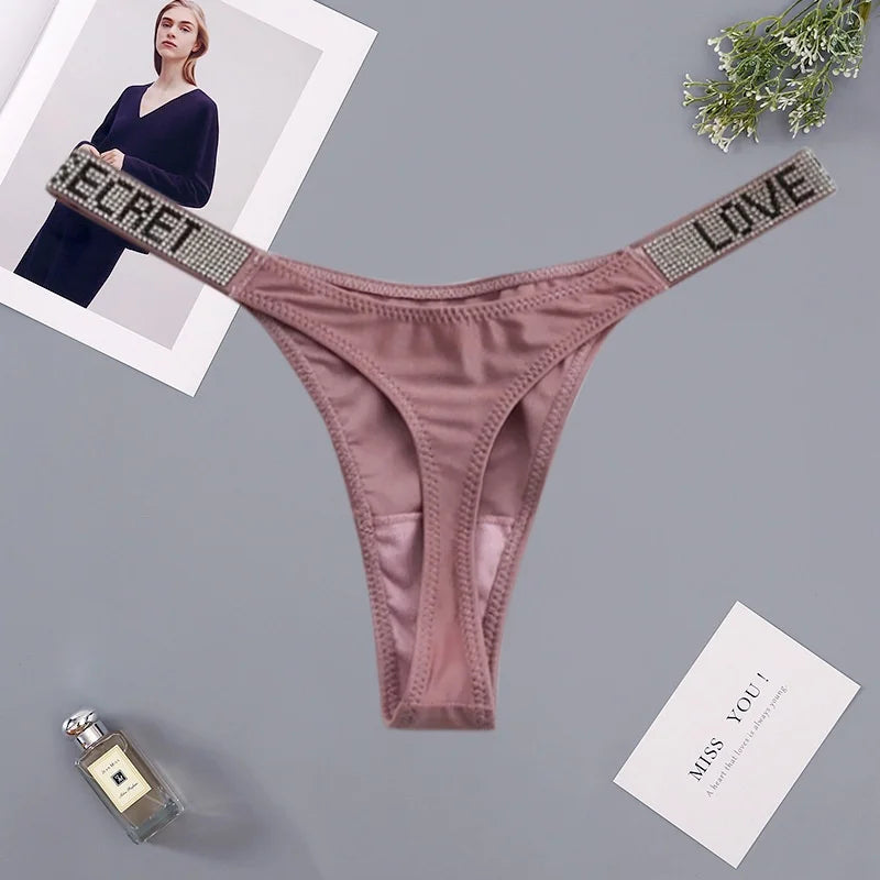 Fashionable ladies lingerie short waist ladies lingerie style, crystal letters comfortable pink thong sexy swimming trousers