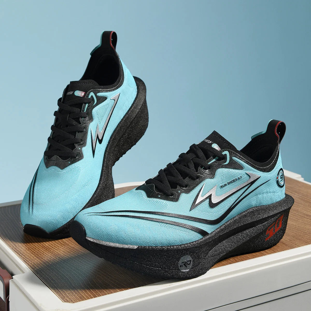 New Carbon Plate Marathon Running Shoe Pro Tests Stable Support For Shock-absorbing Ultralight Bounce Sneakers