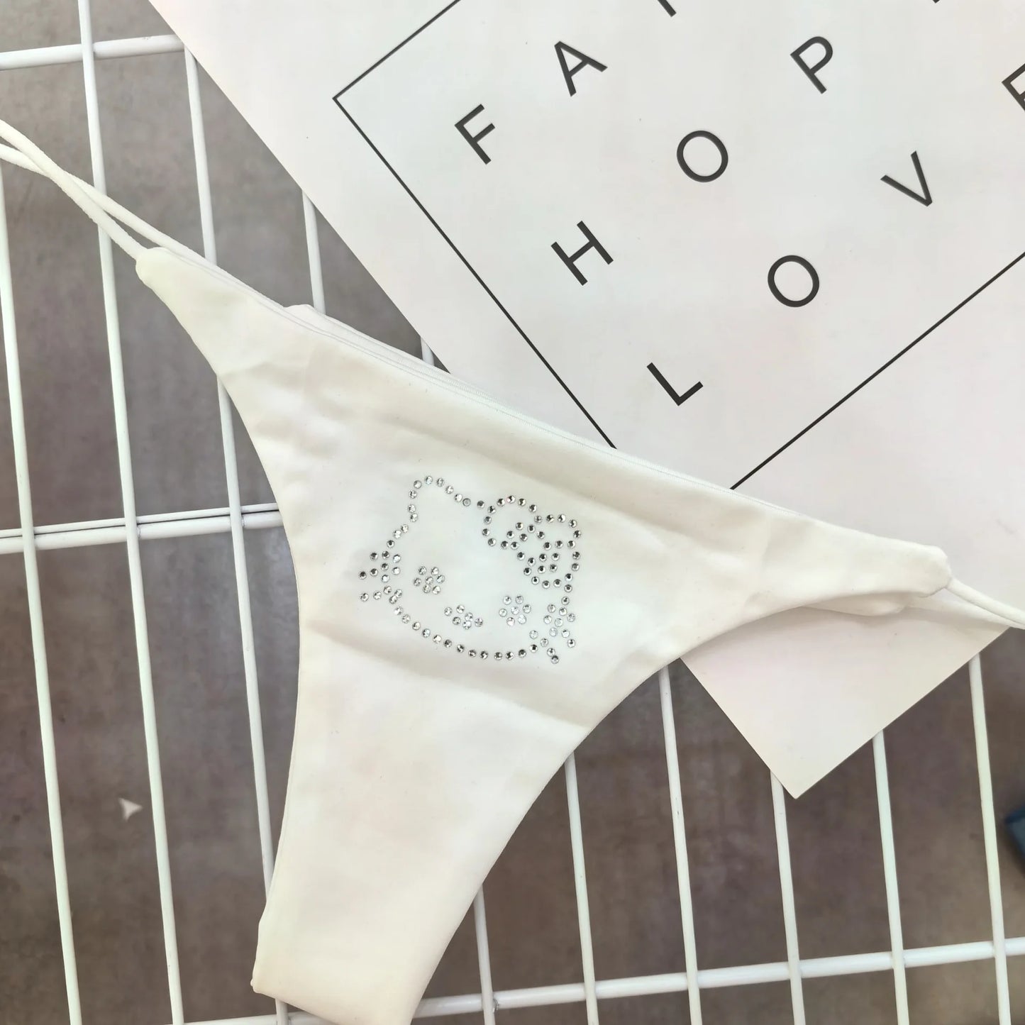 Sparkling Diamond Sexy G-string Spicy Girl  Thin Cotton Underwear For Women Low Waist Cute Cat Cartoon Briefs Thongs Lingerie