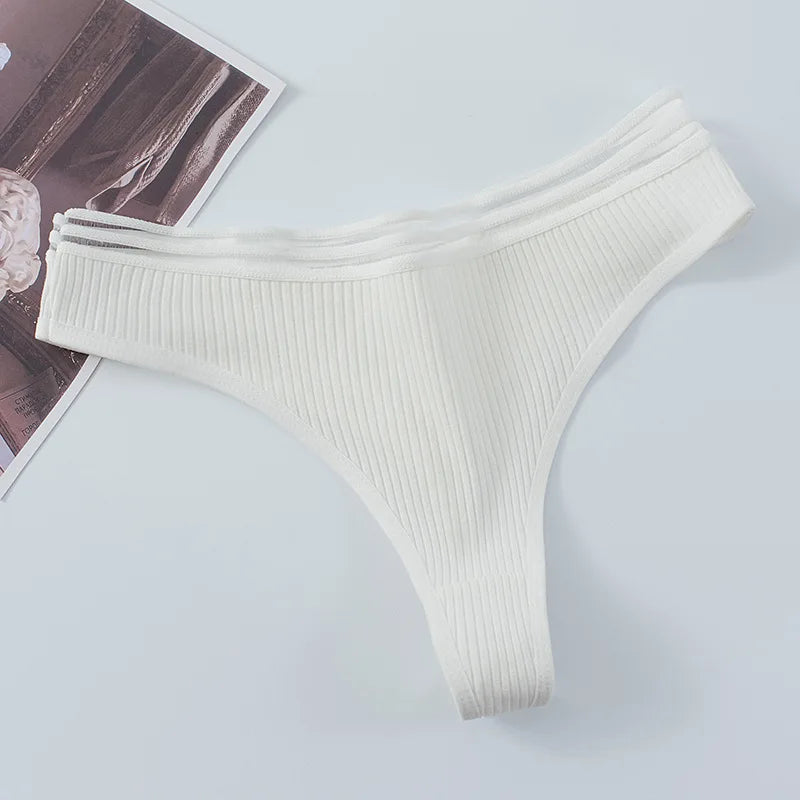 Women's underwear, sexy and breathable, low waisted triangle pants, thong pants, romantic girl pure cotton underwear